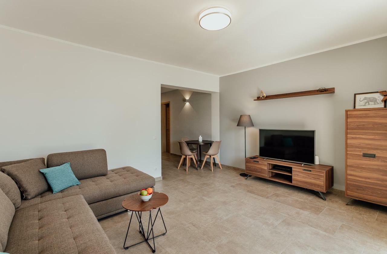 Апартаменти Boka 5 *